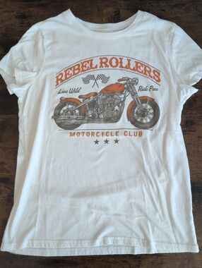 Rebel Rollers Motorcycle Graphic Tee | Women’s Medium Vintage Style Biker Shirt